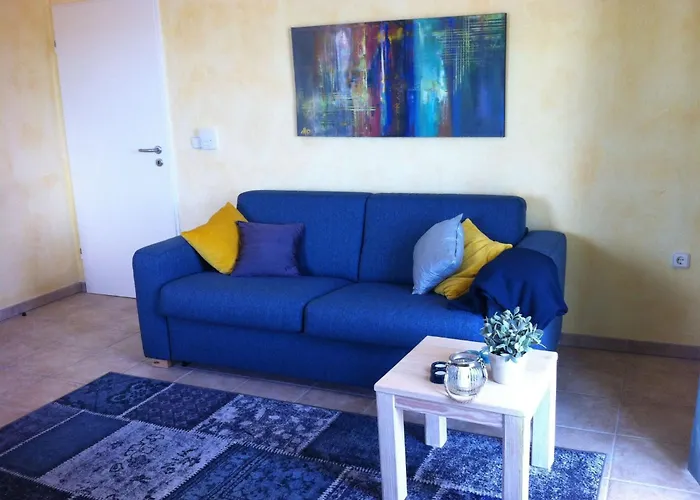 Apartment Charmantes Mit Balkon Und Pool By Interhome