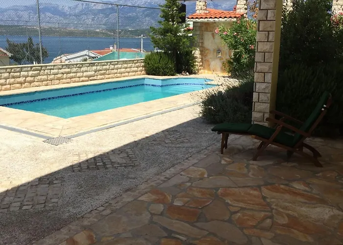 Charmantes Mit Balkon Und Pool By Interhome *