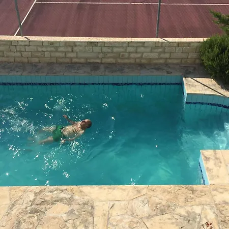 Charmantes Mit Balkon Und Pool By Interhome Apartamento